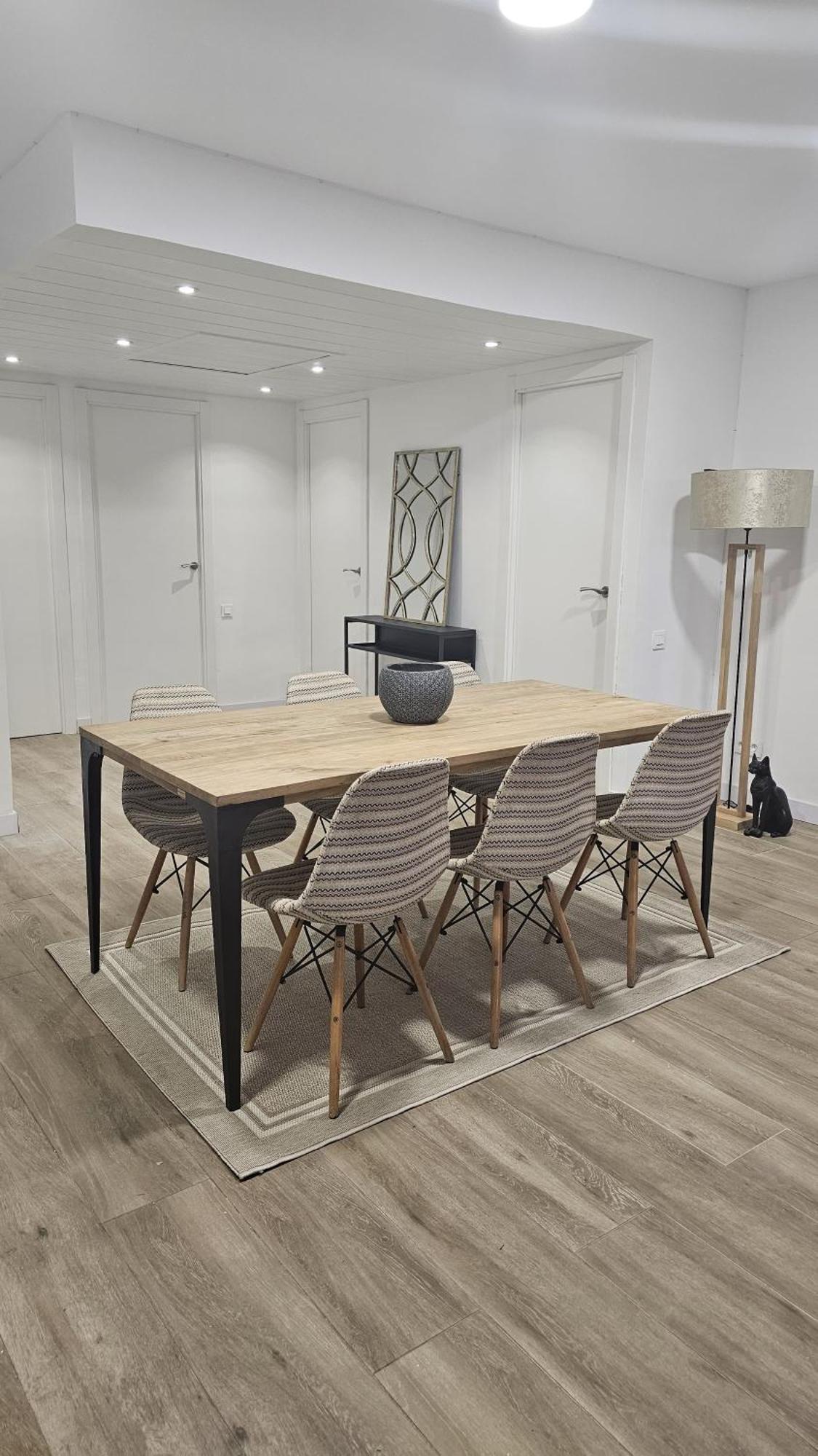 Pg Manuel Girona Apartment *